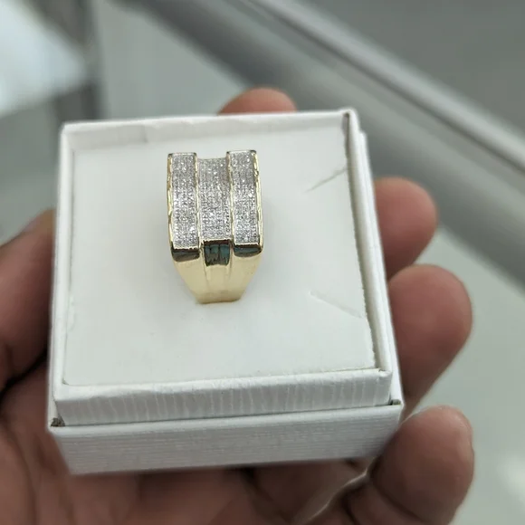 Real Natural Diamond 10kt Gold Ring For Men